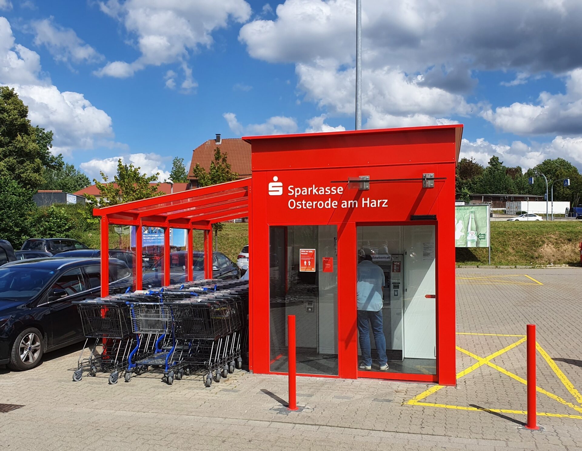 #375 cash-Point, schwere, sprenggeschützte Ausführung mit Betonwänden – Bild 2