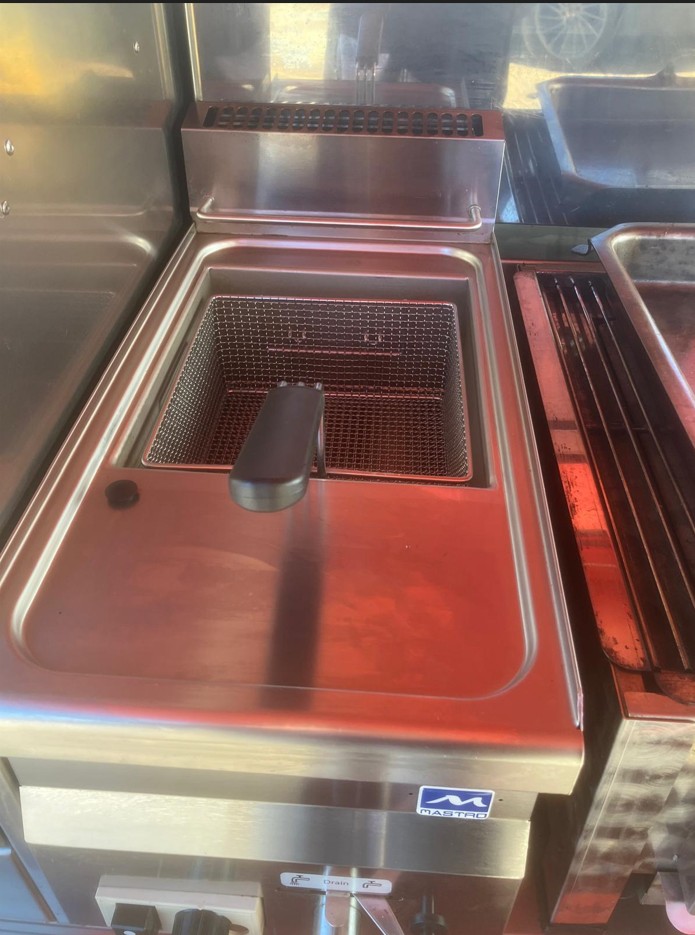 #079 sehr gut erhaltene APE Classic kpl. mit Food-Aufbau – Bild 2